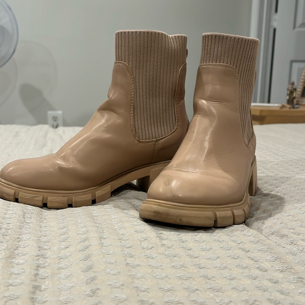 Chelsea Boots